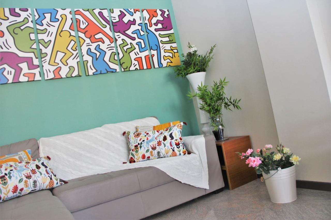 Downtown Eco Chic Apartment Милано Екстериор снимка