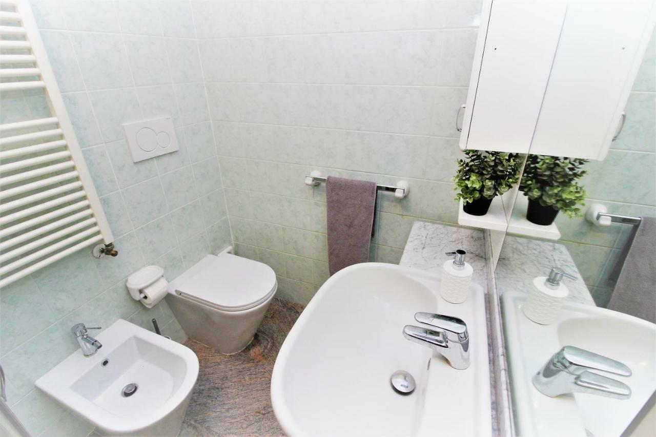 Downtown Eco Chic Apartment Милано Екстериор снимка